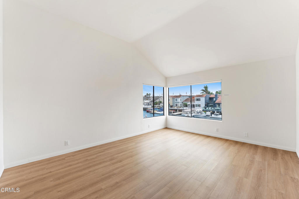 MLS #V1-33330 image #16