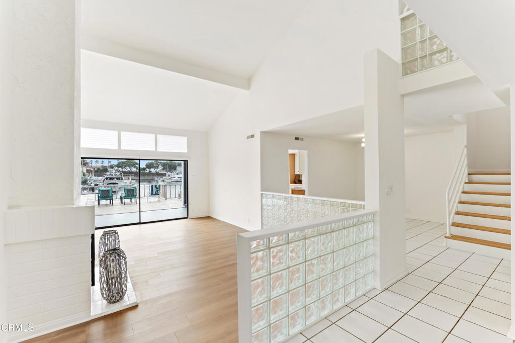 MLS #V1-33330 image #2