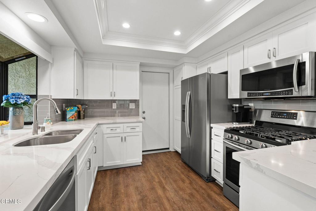 MLS #V1-33333 image #10