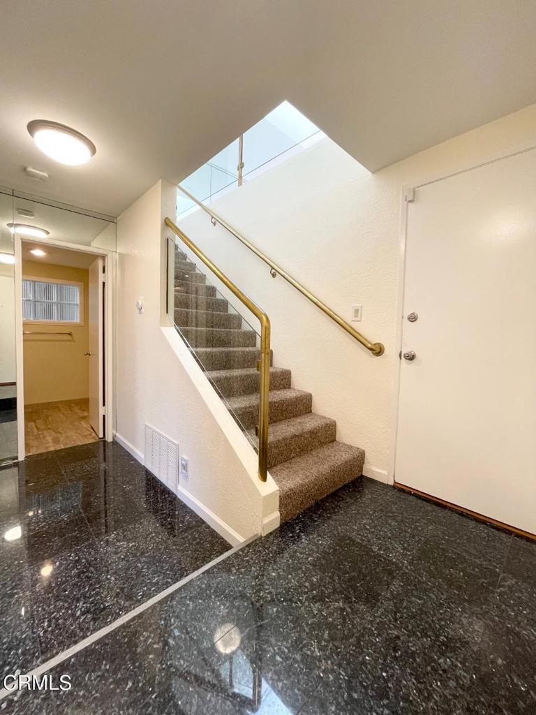 MLS #V1-33334 image #4