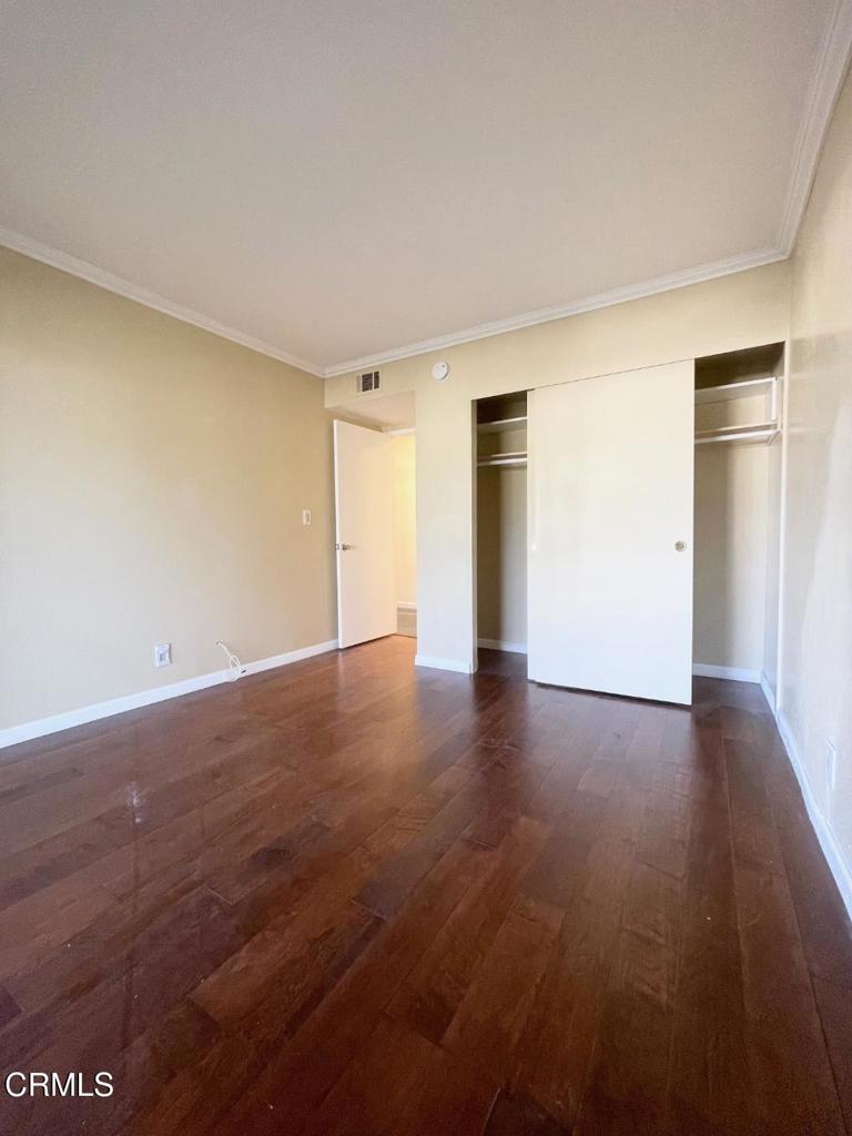 MLS #V1-33334 image #8