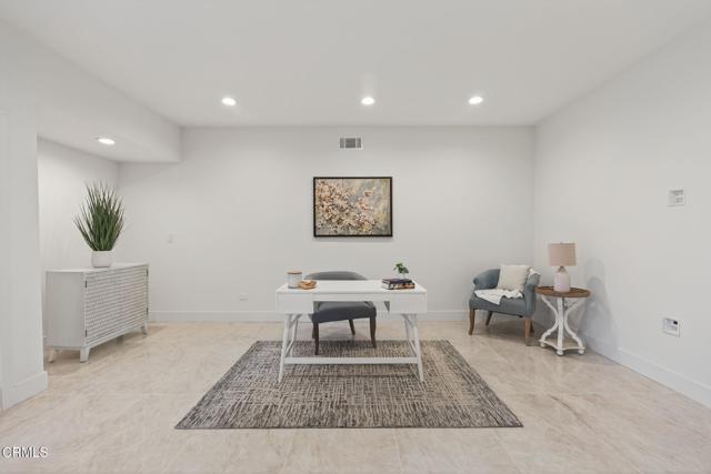 MLS #V1-33341 image #14