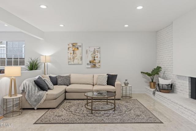 MLS #V1-33341 image #8