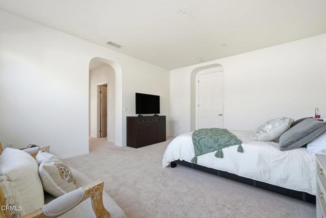 MLS #V1-33342 image #31