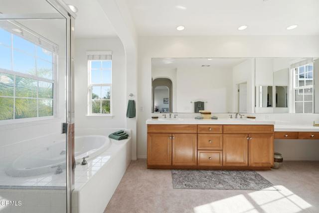 MLS #V1-33342 image #34