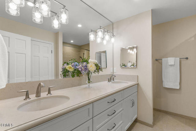 MLS #V1-33351 image #60