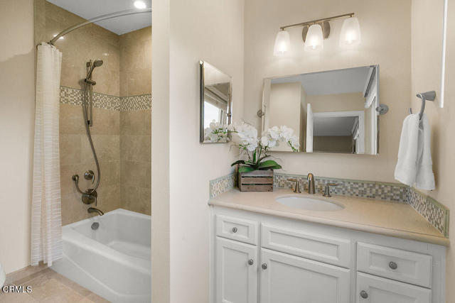 MLS #V1-33351 image #64