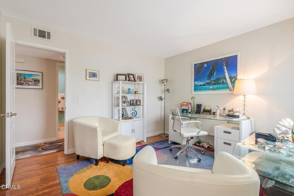 MLS #V1-33354 image #18