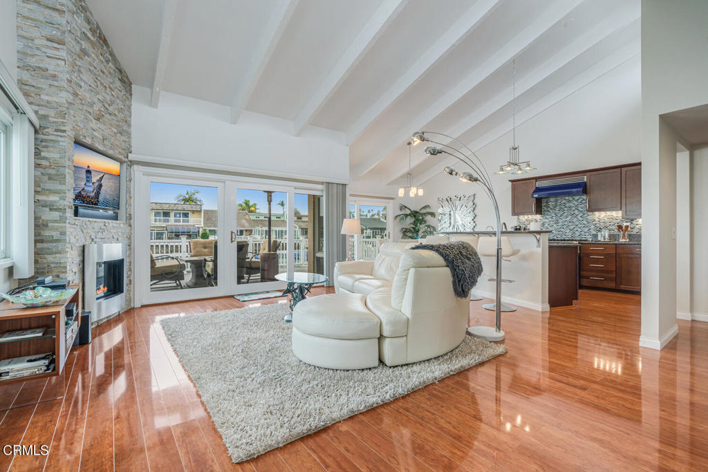 MLS #V1-33354 image #9