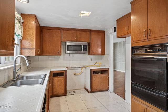 MLS #V1-33356 image #4