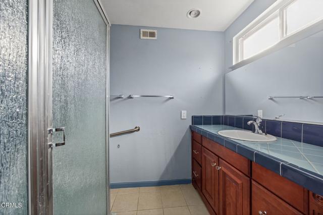 MLS #V1-33356 image #6