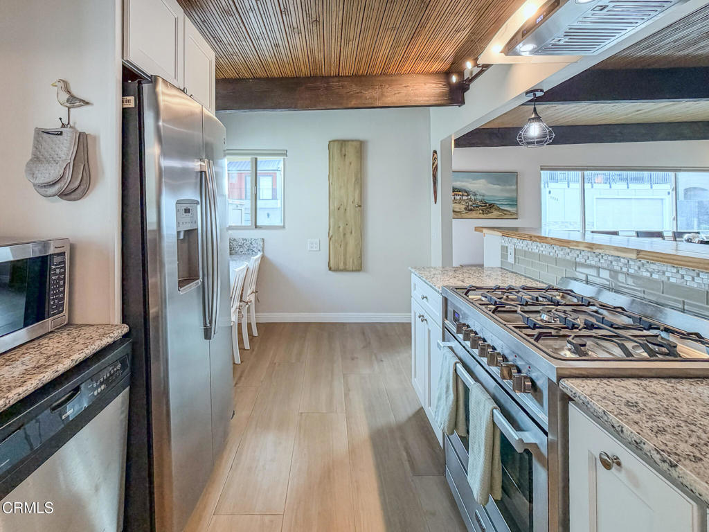 MLS #V1-33357 image #10