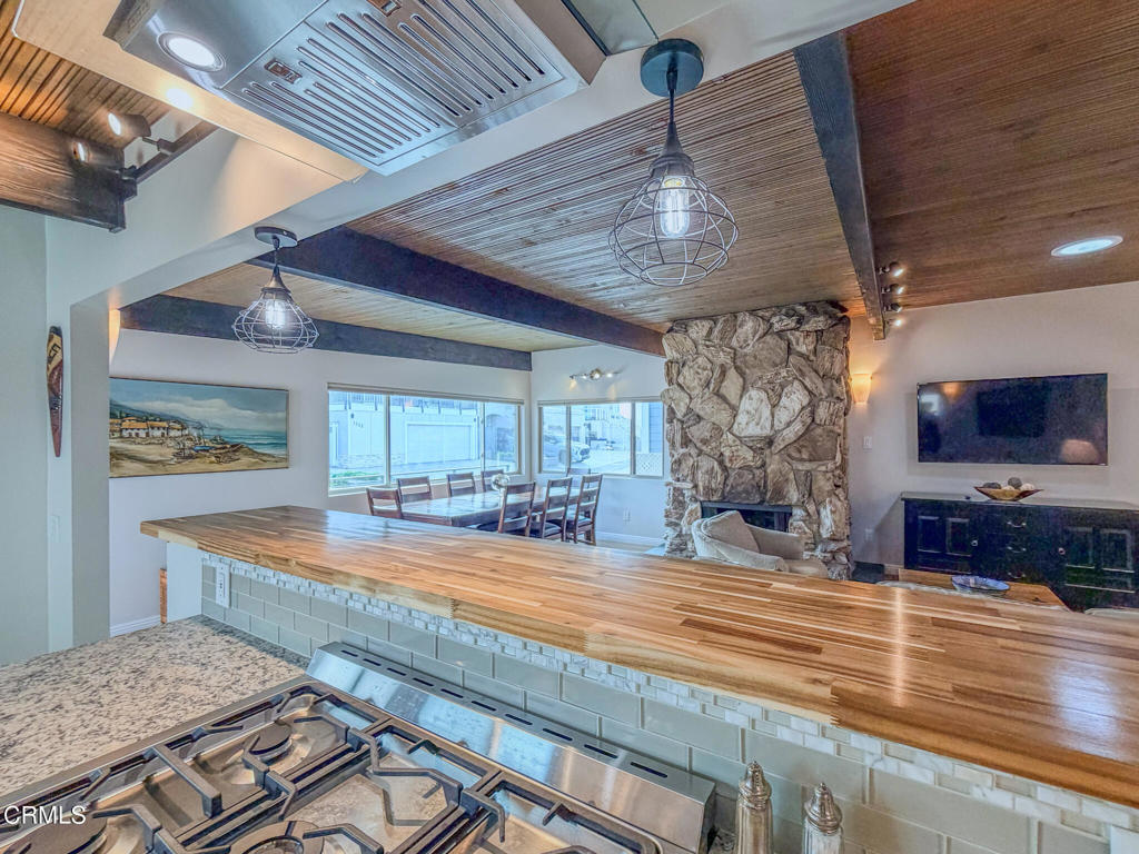 MLS #V1-33357 image #12