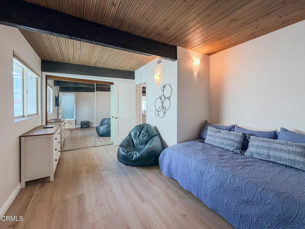 MLS #V1-33357 image #14