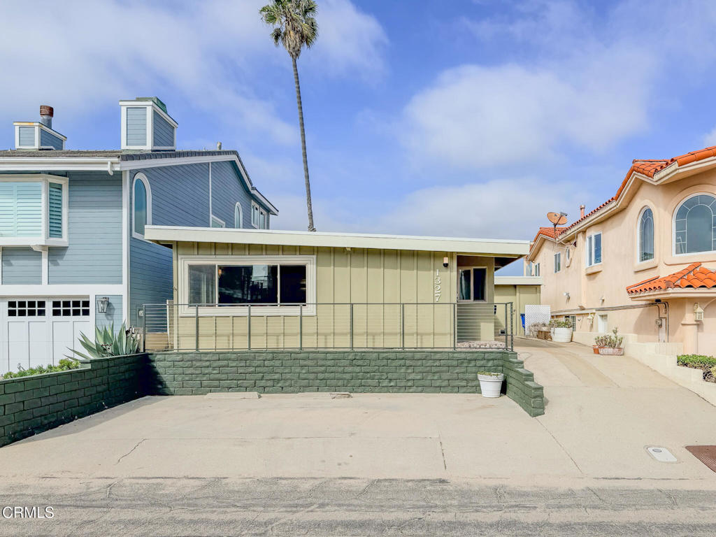 MLS #V1-33357 image #30