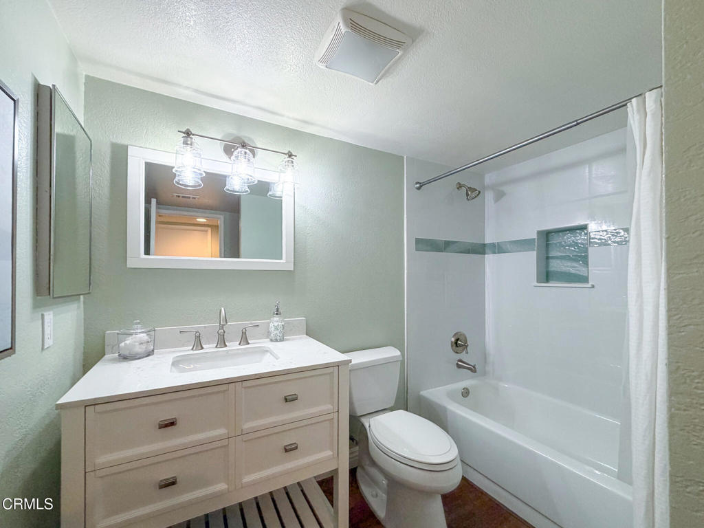 MLS #V1-33358 image #11