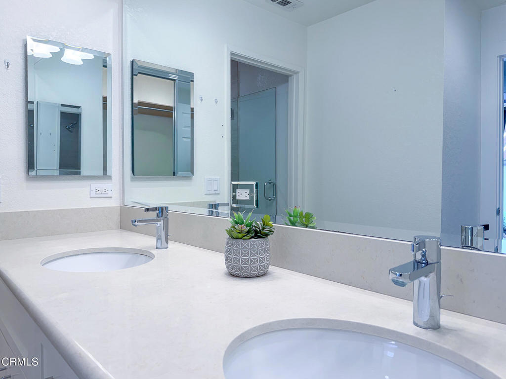 MLS #V1-33358 image #25