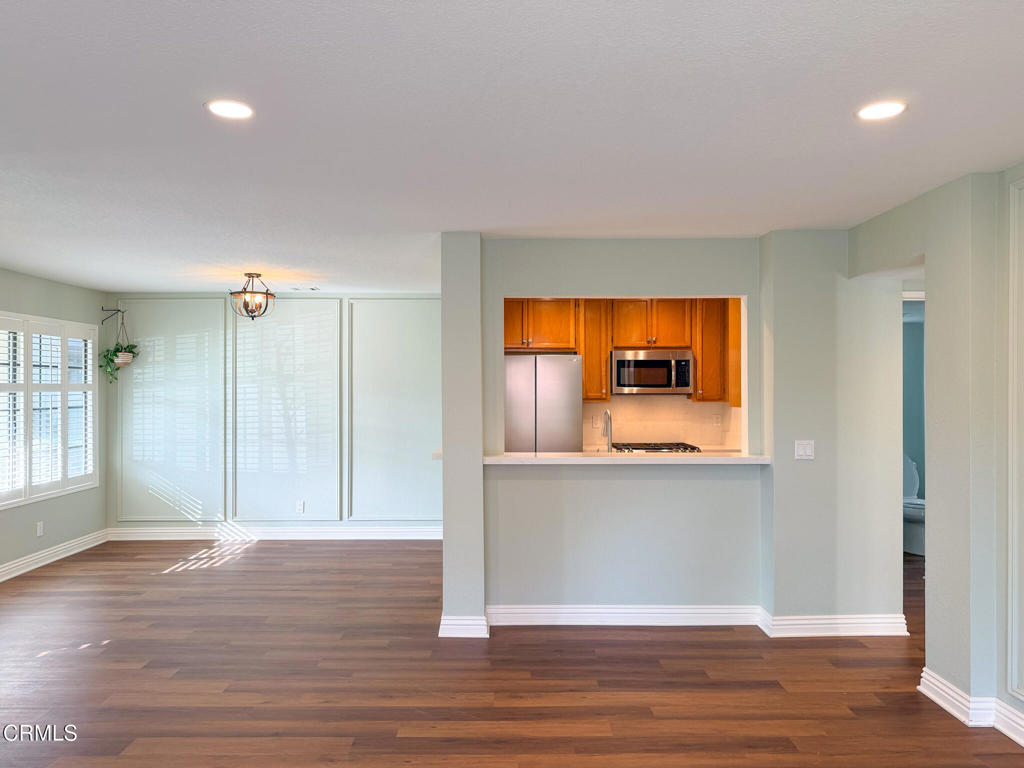 MLS #V1-33358 image #4