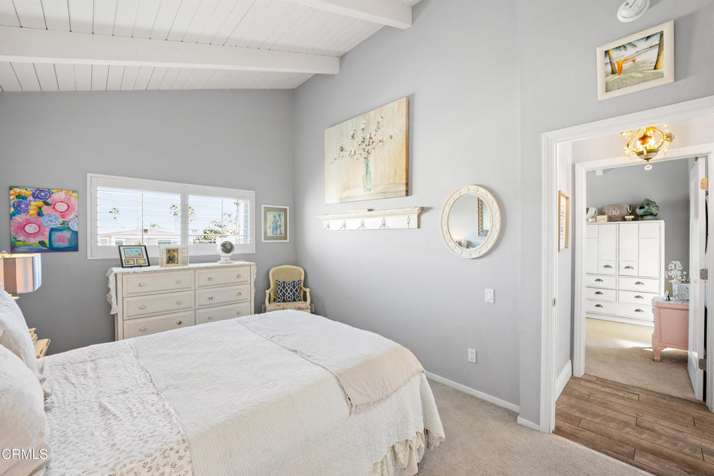 MLS #V1-33363 image #24