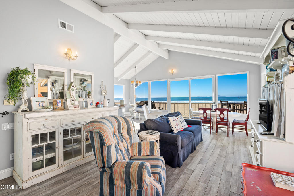 MLS #V1-33363 image #4