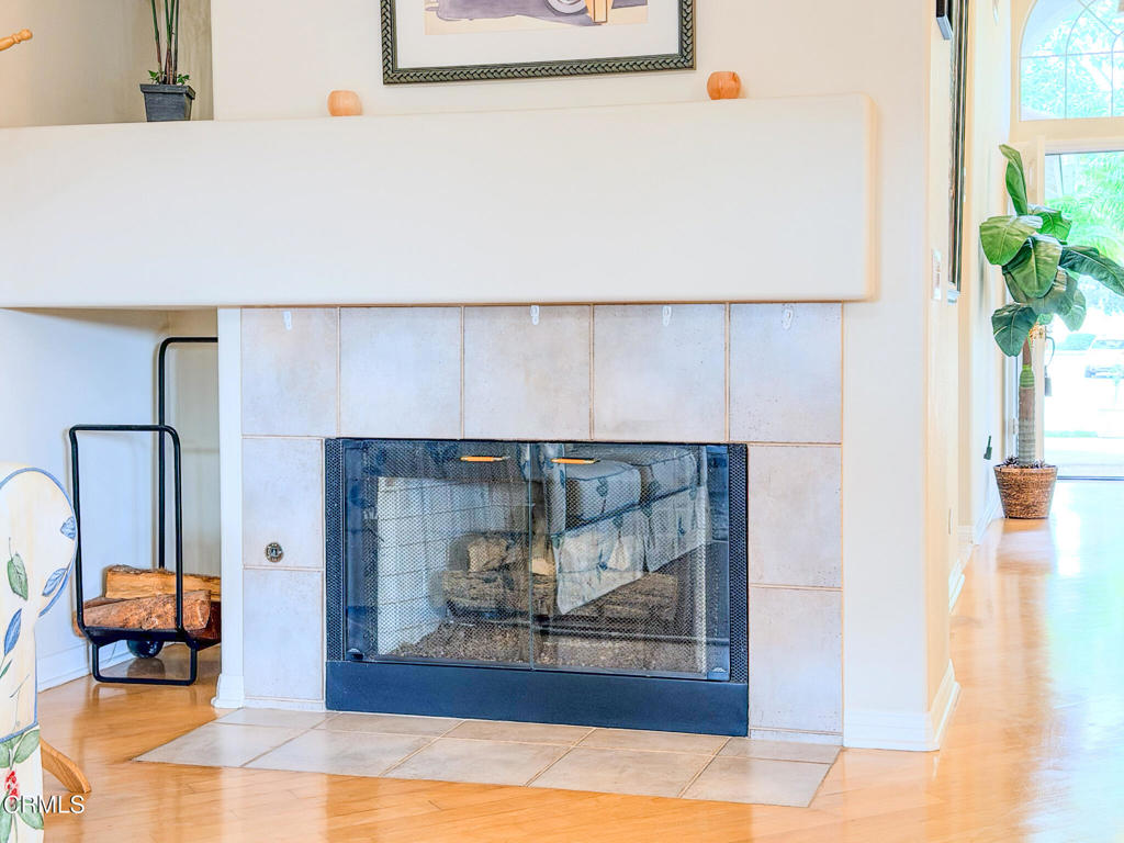 MLS #V1-33367 image #10