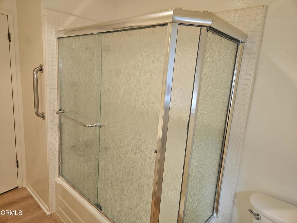 MLS #V1-33368 image #12