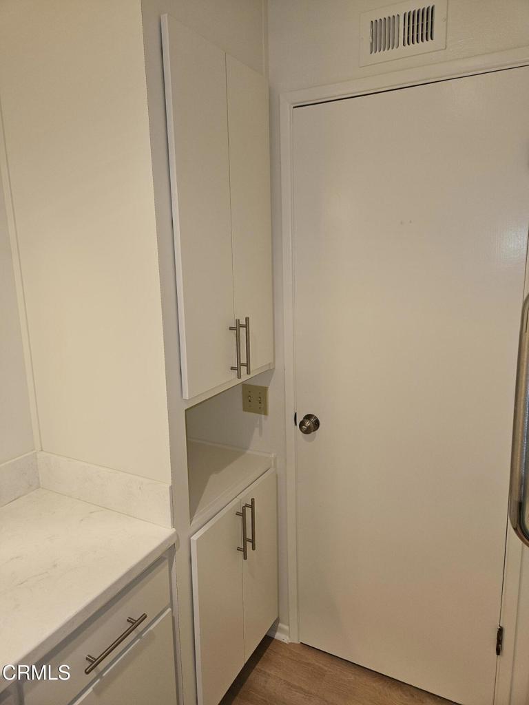 MLS #V1-33368 image #13