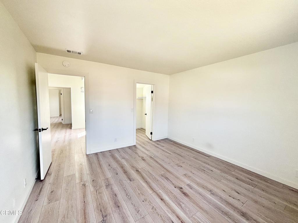 MLS #V1-33369 image #17