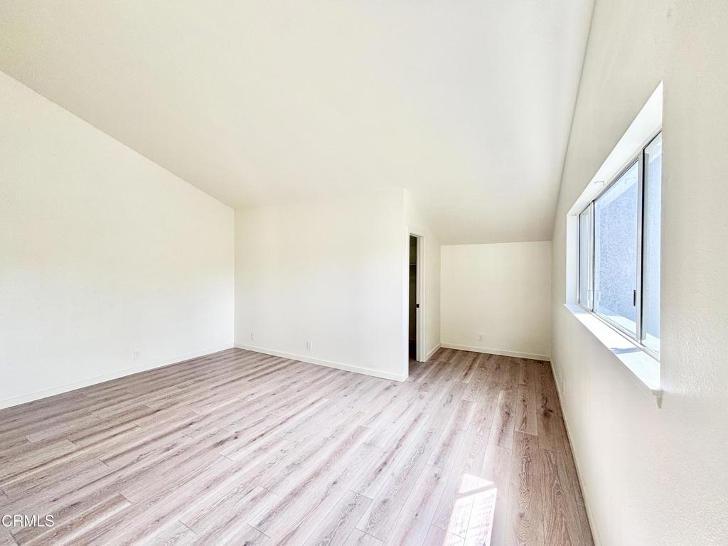 MLS #V1-33369 image #19