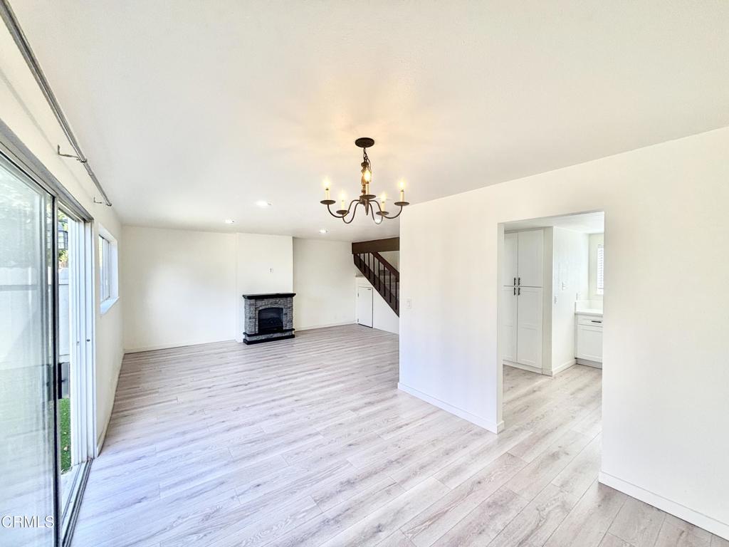 MLS #V1-33369 image #2