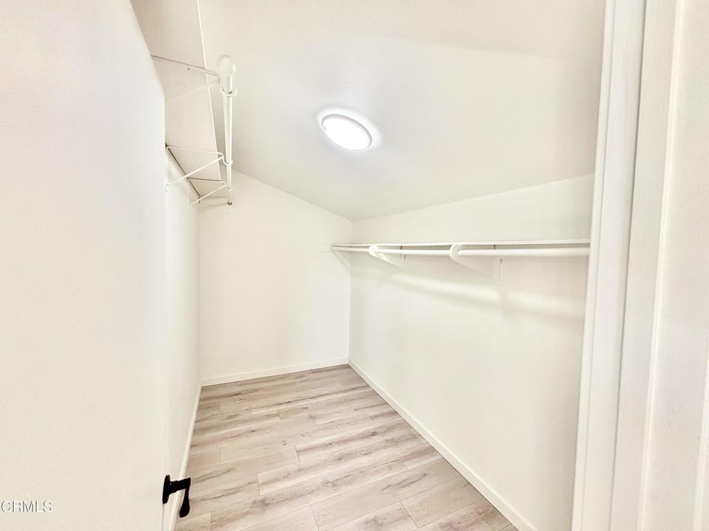 MLS #V1-33369 image #22