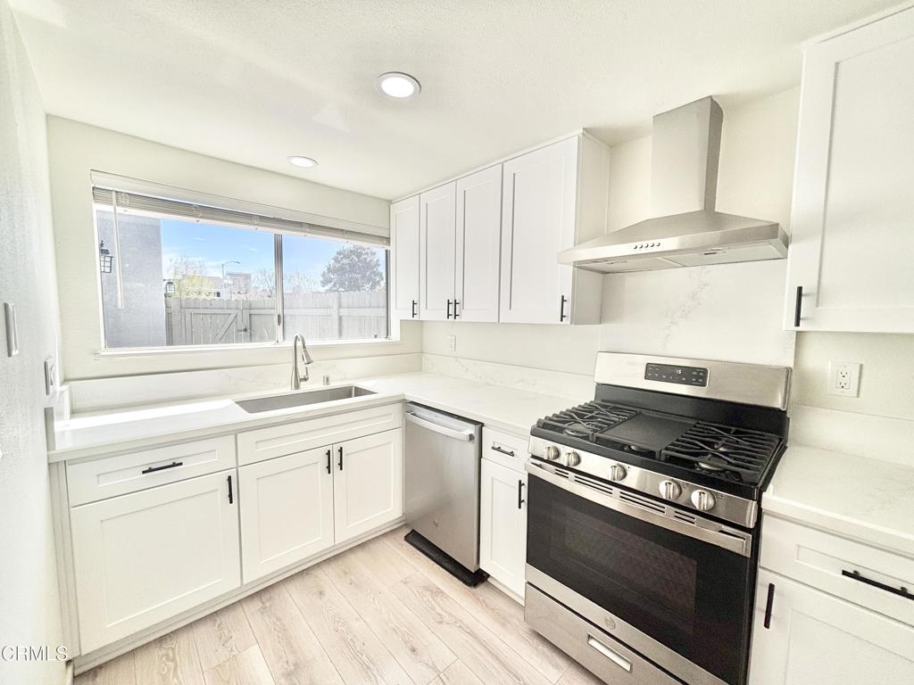 MLS #V1-33369 image #7