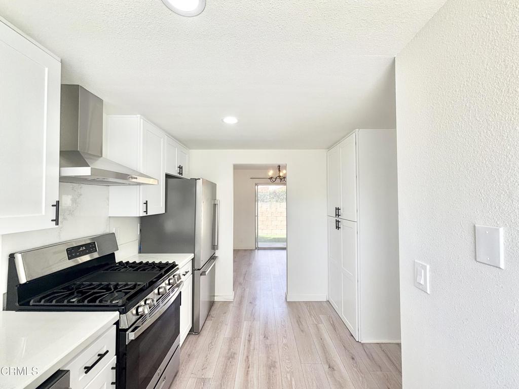 MLS #V1-33369 image #8