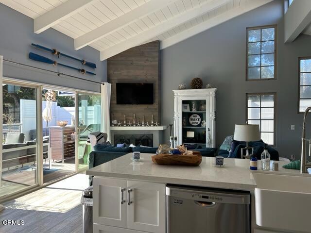 MLS #V1-33370 image #10