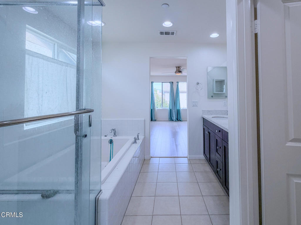 MLS #V1-33371 image #31