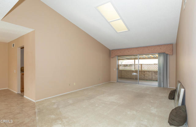 MLS #V1-33374 image #11