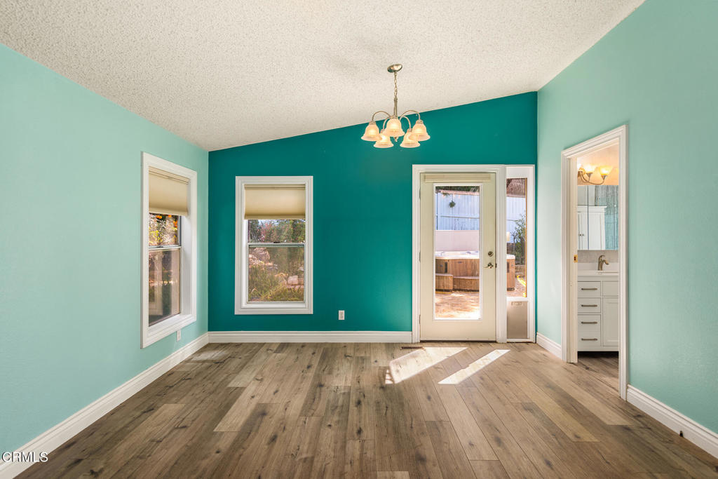 MLS #V1-33377 image #10