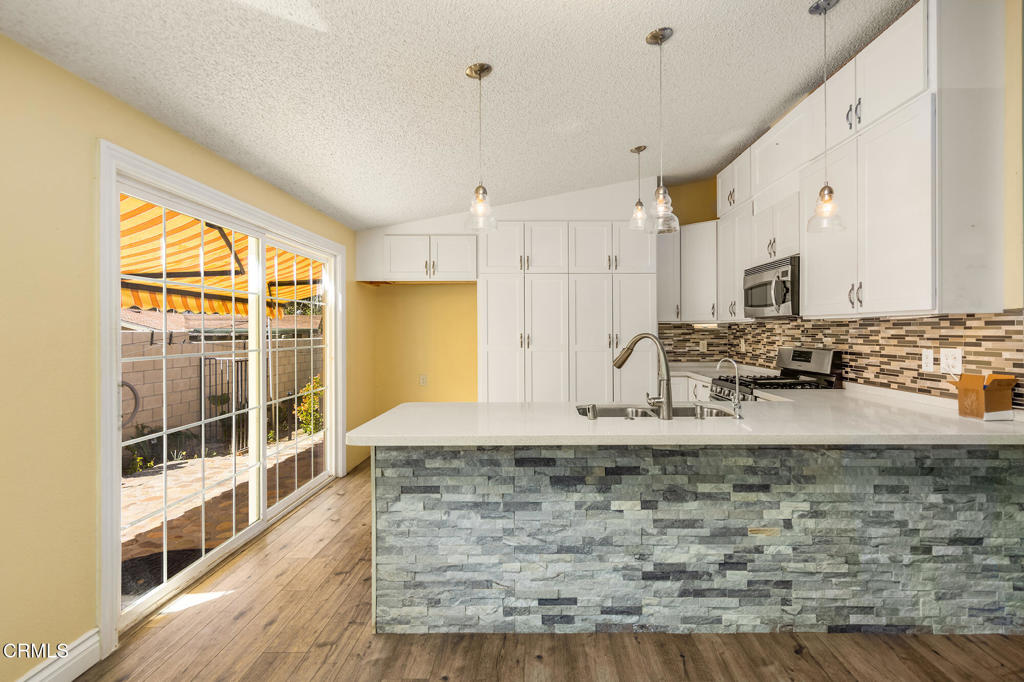 MLS #V1-33377 image #5