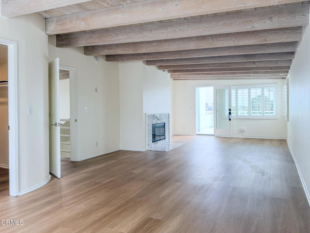 MLS #V1-33386 image #18