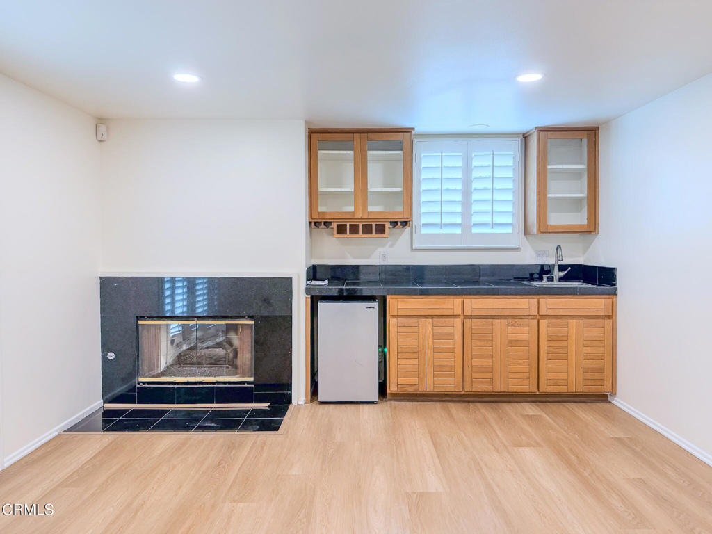 MLS #V1-33386 image #2