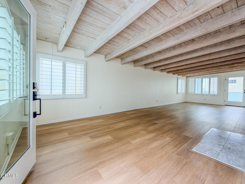 MLS #V1-33386 image #24