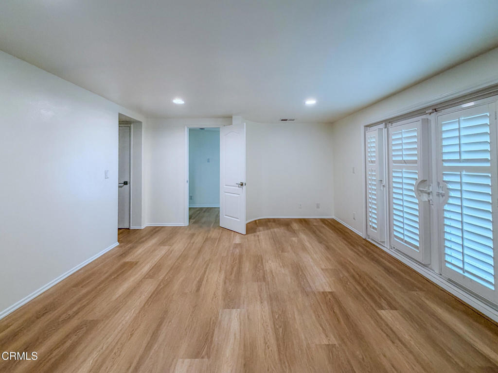 MLS #V1-33386 image #3