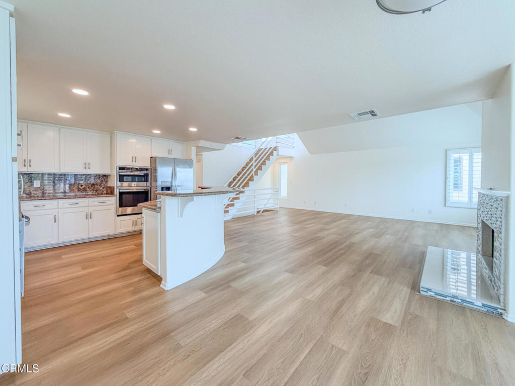 MLS #V1-33386 image #6