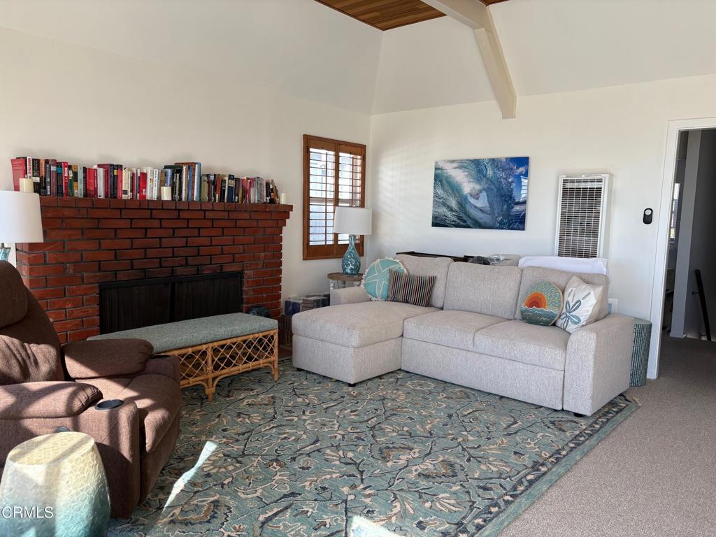 MLS #V1-33387 image #6