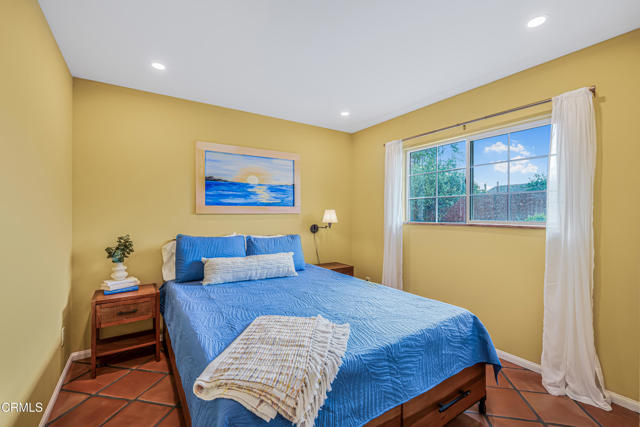 MLS #V1-33389 image #15