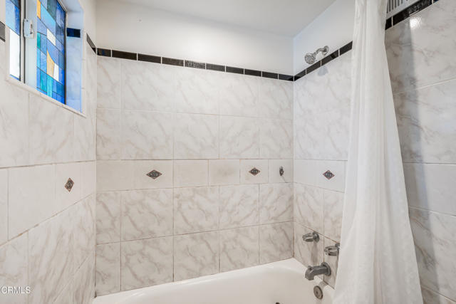 MLS #V1-33389 image #18