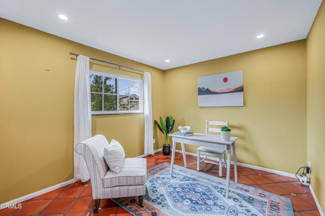 MLS #V1-33389 image #19