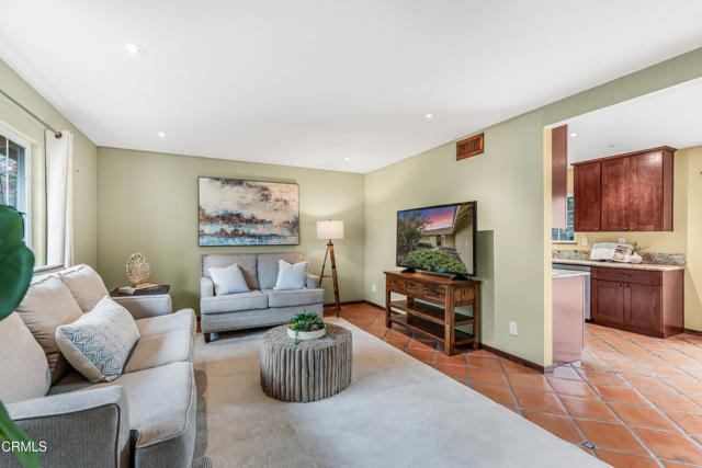 MLS #V1-33389 image #4