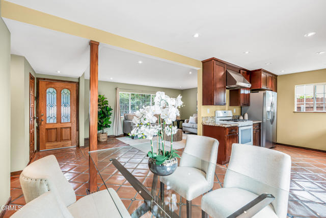 MLS #V1-33389 image #7