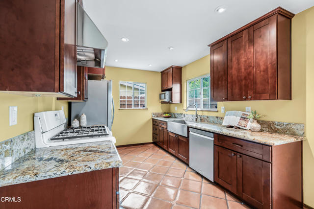 MLS #V1-33389 image #8